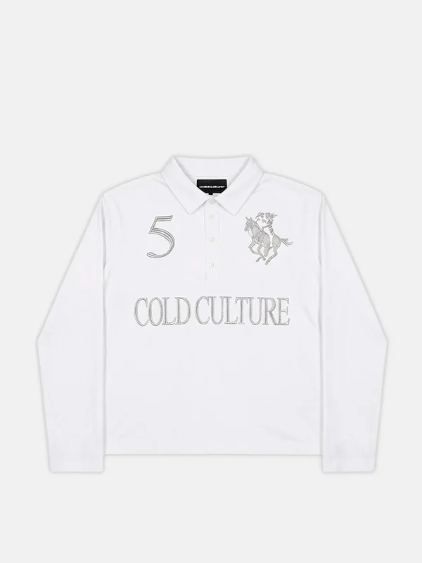 Polo de manga larga Club Longsleeve de Cold Culture en blanco, vista frontal con número 5, gráfico de caballo y logotipo Cold Culture en gris.