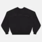 Sudadera sin capucha Distress Curved de Cold Culture en negro, vista trasera con logotipo tonal en relieve y detalles en las mangas