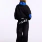 Vista trasera en modelo de la sudadera sin capucha Cold Culture Intercept en negro y azul marino, con capucha azul y logotipo bordado