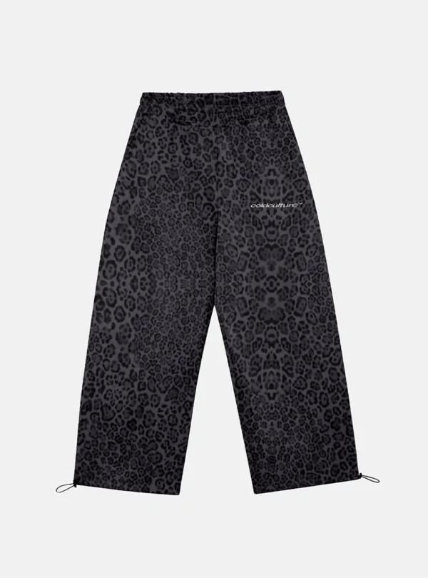 Pantalones deportivos Cold Culture Nocturne Beast en Dark Grey con estampado animal, logo blanco y perneras anchas