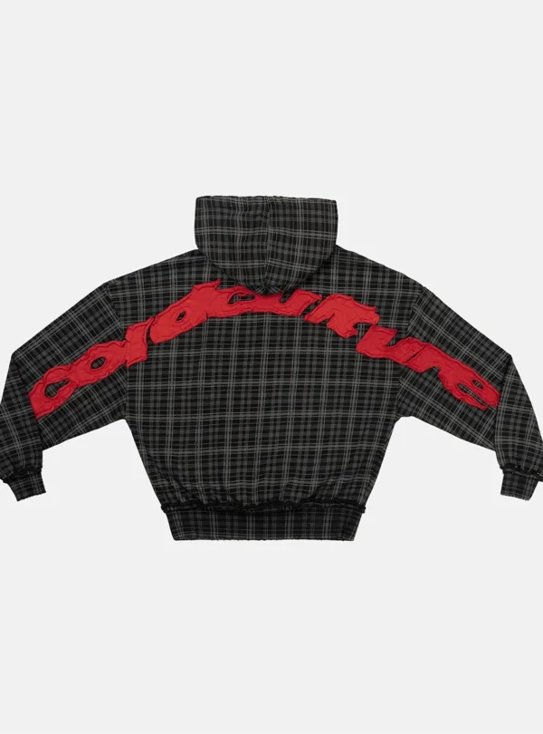 Cold Culture Tartan Sudadera – Black – Vista trasera Vista trasera de la sudadera negra Tartan de Cold Culture a cuadros con grandes apliques rojos en mangas y espalda